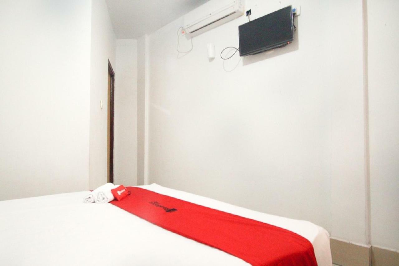 Hotel Reddoorz Near Mal Abepura Jayapura Exteriér fotografie