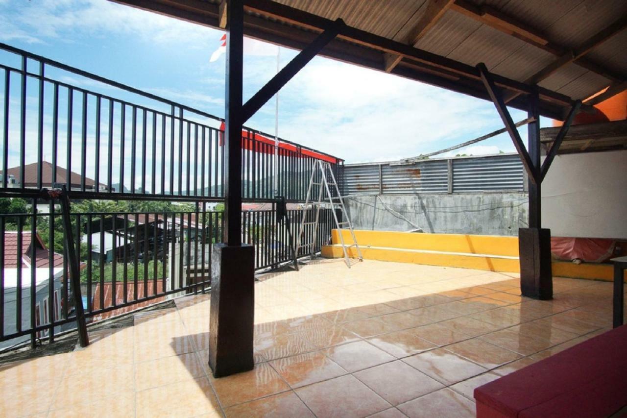 Hotel Reddoorz Near Mal Abepura Jayapura Exteriér fotografie
